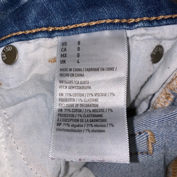 Ripped jean shorts - Picture 3 of 4